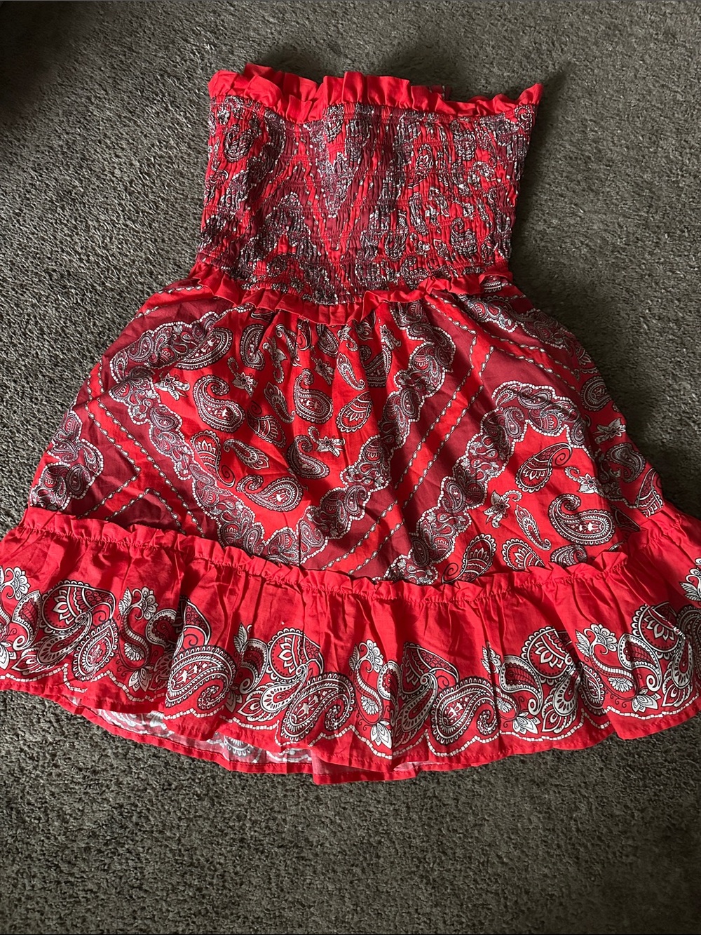 VENUS Red Paisley Strapless Smocked Sundress